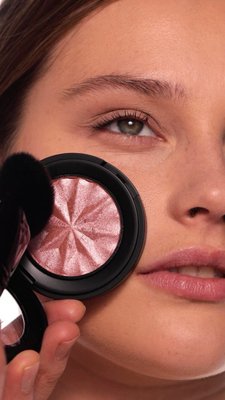 GEN NUDE® Highlighting Blush