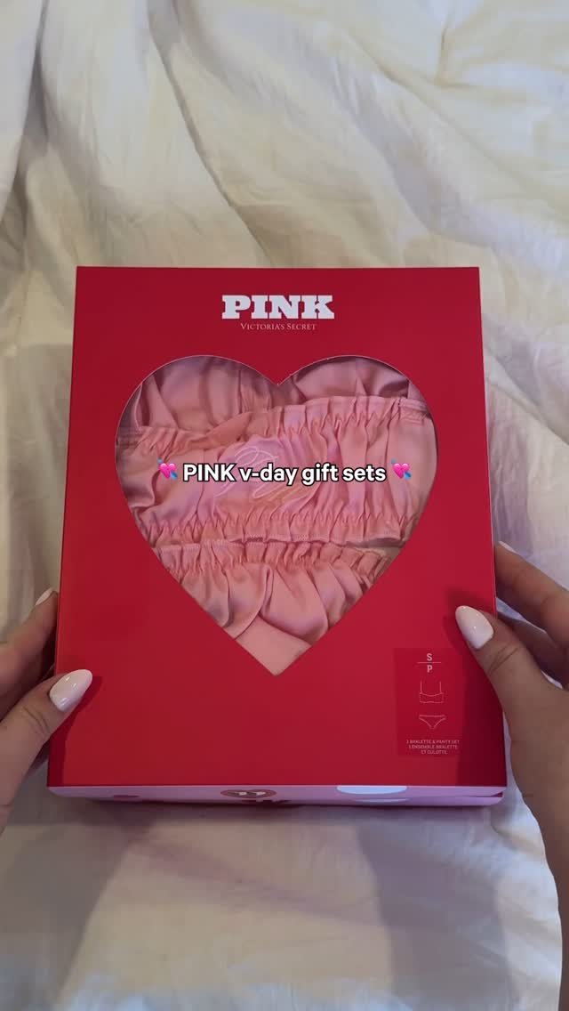 PINK | The Avenue Peachtree City