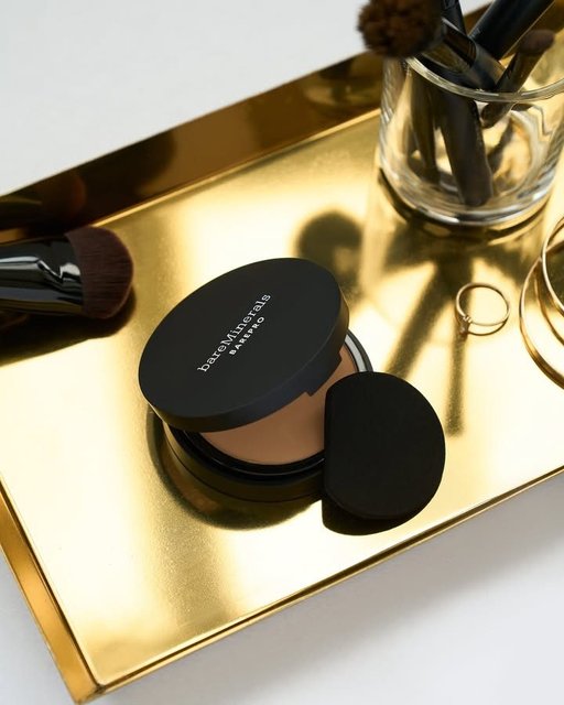 BAREPRO 24HR Powder Foundation - Full Coverage Foundation