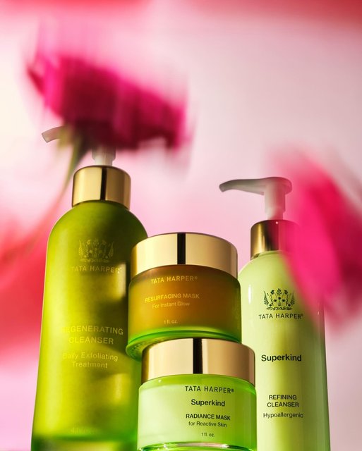 Get your skin Valentine’s-ready with our most beloved power pairs 💚 All it takes is 5 minutes for a brighter, smoother, and more radiant complexion.

Instant Glow ✨ Regenerating Cleanser & Resurfacing Mask 
Achieve polished, luminous skin with our triple-action exfoliator and glow mask duo.

Calming Reset ✨ Refining Cleanser & Radiance Mask 
Designed for sensitive skin, reveal a fresh, radiant complexion with our gentle glow-boosting duo.