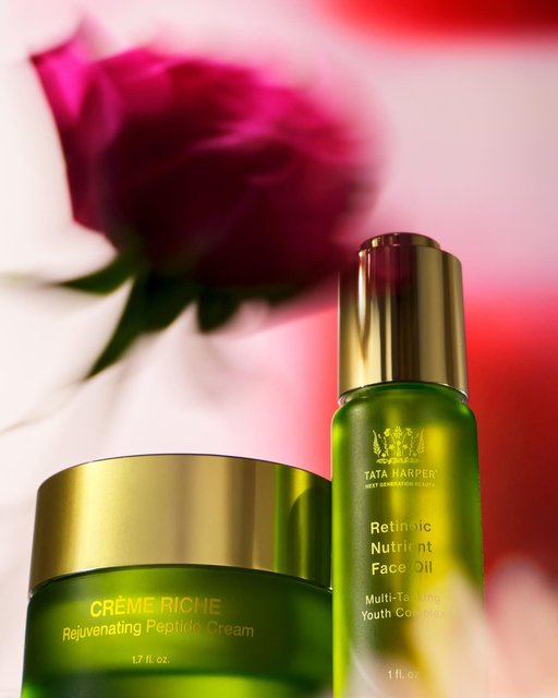 Hydration Power Couple 💦
As winter’s chill wreaks havoc on your skin barrier, give your skin the rescue it craves. Our ultra-hydrating formulas work in tandem to lock in moisture and envelop skin in deep nourishment.

Crème Riche 💧 Velvety Hydrator 
Firm and restore the look of skin with our rich, all-in-one moisturizer.

Retinoic Nutrient Face Oil 💧Youth-Restoring Booster 
Infuse skin with essential vitamins and minerals nutrients to lock in moisture and nourish the barrier.