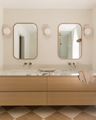 Neptune Travertine Wall Sconce - image 9 of 11