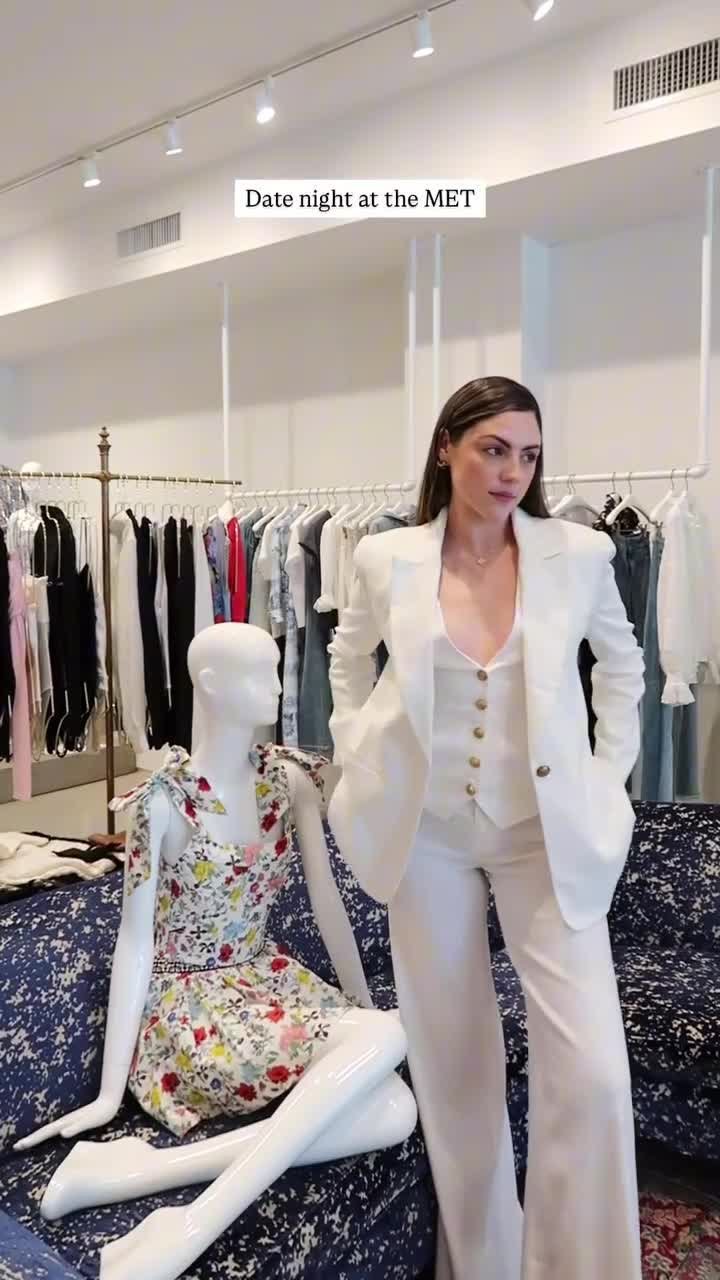 【Alice+Olivia】アリス&オリビア IANA スカルプテッド ブレザー Alice + Olivia Iana Sculpted Blazer | Saks Fifth Avenue