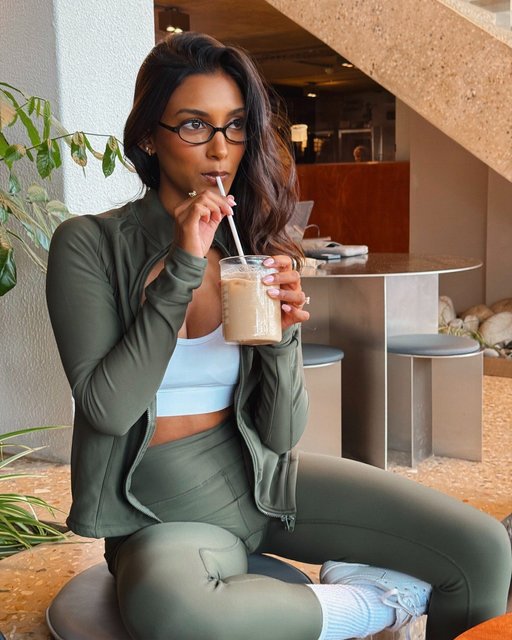 Coffee’s great. This new activewear? Better. 💚
As seen on @robinejansen