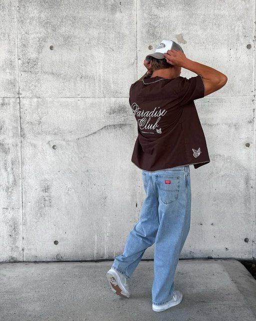 Weekend mode activated. 😎 Chill out in style with universalstore’s latest range of button-ups and relaxed denim. 

Head in-store at Forrest Chase to pick up your next fit.

#mensstreetstyle #streetwear #perthstreetwear #perthfashion