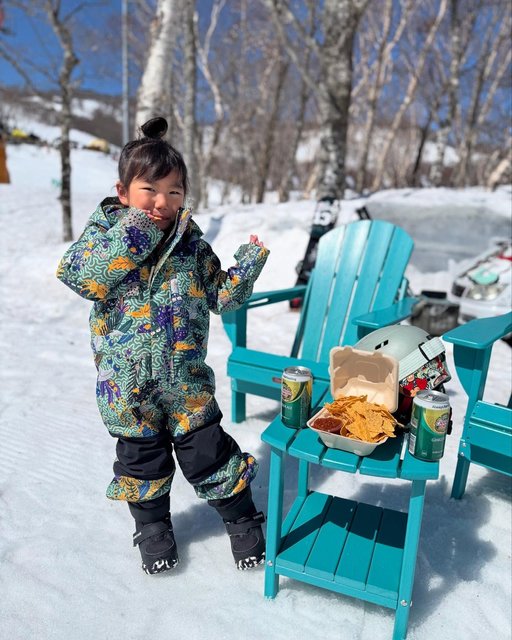 大会１日目の思い出👧🏼✨

#burton
#burtonjapan 
#burtonsnowboards 
#スノーボード
#スノーボードキッズ
#４歳
burtonjapan 
burton 
burtonsnowboards 
takasu_snowpark 
sidecarsnowsurf 
anonopticsjapan