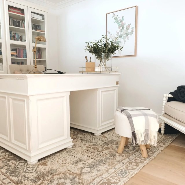 Hold onto your tassels for some rug inspo. This is the Amani rug I chose for my study from freedom_australia 

It's wool/jute/cotton and hand knotted. Beautiful underfoot. Price is heavily reduced because it's a clearance item.  A great addition to my office space. What do you think?

#officeinspo
#interiorinspo
#interiorstyle
#homeoffice 
#ruginspo
#neutralintetiors