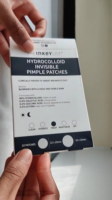Pimple patches are such a saver for the days where you have pimples dotted around the face and need something small and specific to target that area. I have given this one from theinkeylist a try and it definitely works! 

✅ Like any other pimple patch, I love that I can use it just on the pimple itself which means I don't need to spread these chemicals on parts of the face where it isn't necessary! 

✅ I like that these pimple patches have low concentrations of acids that work to heal pimples which means that it's perfect for people with sensitive like mines although it may take longer. 

As someone trying a pimple patch for the first time, I actually didn't mind it at all! I did some research and there are pimple patches with stronger chemicals which may work quicker. This took around 2-3 days for the pimple to get to a point where it naturally burst and then started healing. On another pimple, it started to dry it out and reduce the size instead without any of the white gunk forming. 

I think it highly depends on the type of acne/pimple you have but I liked that I was able to cover the pimples when sleeping so they don't come in contact with anything that can cause friction, transfer germs and eventually lead to irritation. A plus point is obviously that the pimple is covered with a formula of chemicals that will help it reduce and the chemical will actually stay on the pimple by sticking to it the whole time.

With this being said, I do wish that these also came in a bigger size and it may be more effective for some people if they can access these in a more concentrated/stronger version! 

#pimples #acne #skincare #pimplepatches #skincareroutine #theinkeylist #fyp