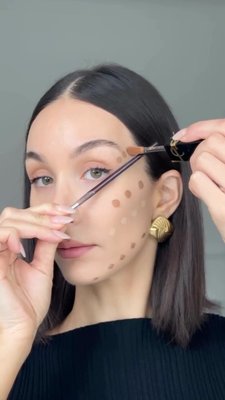It’s not about more contour, it’s about where you put it ☝️ @melisekrem shares this trick to make sure your contour placement is on point 👏✨ Save this hack to try the next time you get ready