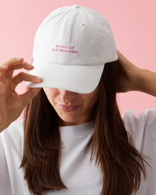 For mornings when the hair won't play nice — and the days when being Officially Best Mum Ever deserves to be worn with pride. 

100% cotton comfort, made to fit just right.

Your mother’s day shopping - made simple, link in bio ↑
#typoshop #mothersday #mothersdaygiftguide