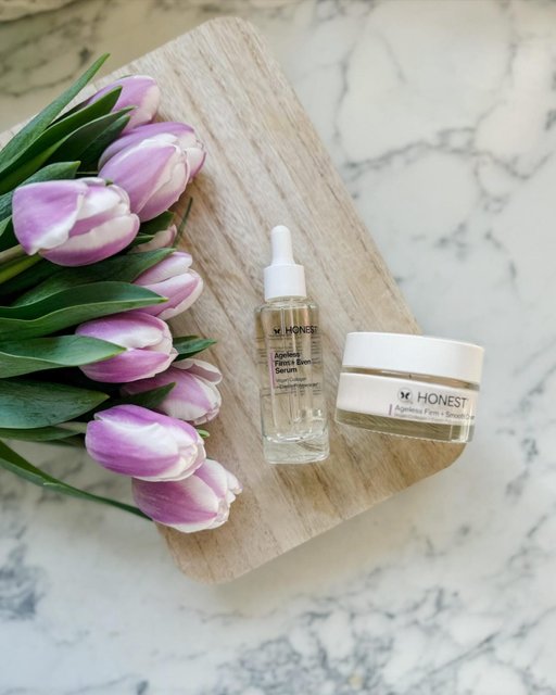Ageless Firming Serum + Cream Duo. 💜 Your skincare go-tos for a youthful-looking, glowy complexion.

Specially formulated with Vegan Collagen + Elastin Polypeptides* – biomimetic actives that “mimic” skin’s natural supporting elements of collagen and elastin to help deliver firmness and elasticity.

*Made by a fermentation process free of any animal inputs.

✔️ Vegan. Cruelty Free. @ewgverified. Dermatologist Tested. 

📷 | @mrscarr_