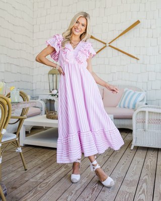 Light, airy, and darling as can be! Great for beach vacations, outdoor parties, or warm-weather weddings!

$42 >> Darling Daydream Pink Seersucker Dress 

#shopthemint #boutique #onlineshopping #styledaily #getthelook #everydayfashion