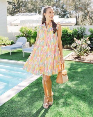 Floaty and fresh! Made for graduations, bridal showers, or coastal date nights

$72 >> Live Your Best Life Peach Watercolor Dress 

#shopthemint #boutique #onlineshopping #styledaily #getthelook #everydayfashion