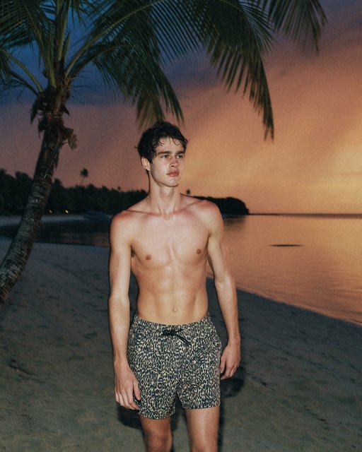 ✨ manifesting more of this ✨
2 for $60 Men's Swim Shorts online and in-store #CottonOnAsia
