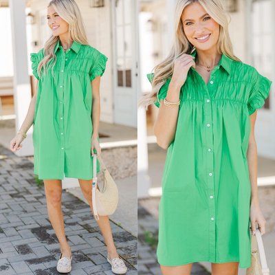 Effortless and easy! Wear it to brunch, the office, or a summer gathering!

 >> On The Way Green Shift Dress 

#shopthemint #boutique #onlineshopping #styledaily #getthelook #everydayfashion