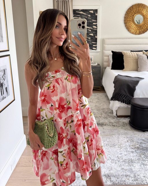 full calendar, full closet 📆 comment 'DETAILS' and we'll DM you a code for 40% off the special event shop ✨

Featured:
Cape Mini Dress 
Abigail Romper
Jaycie Midi Dress
Briah Mini Dress
Paulette Mini Dress
Kerrie Maxi Dress
Lilly Romper
Viah Floral Tulle Midi Dress