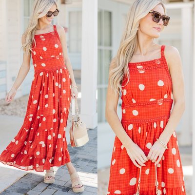 Bold in all the right ways—great for a wedding guest look, date night, or festive gatherings. ❤️🎉

>> It's In The Air Red Floral Midi Dress 

#shopthemint #boutique #onlineshopping #styledaily #getthelook #everydayfashion