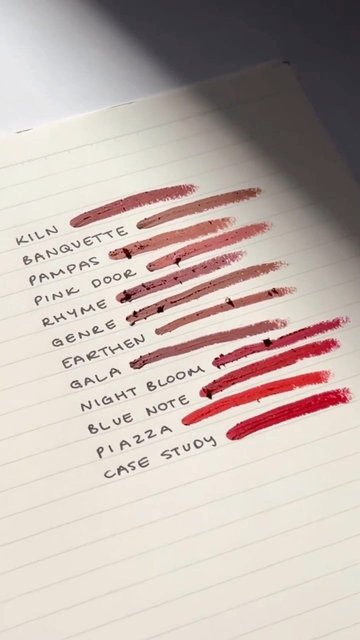 Meet the full shade range of iliabeauty’s Lip Sketch Hydrating Crayon 💄🖍️ From barely there nudes to statement reds - Let us know which shade is your fave in the comments