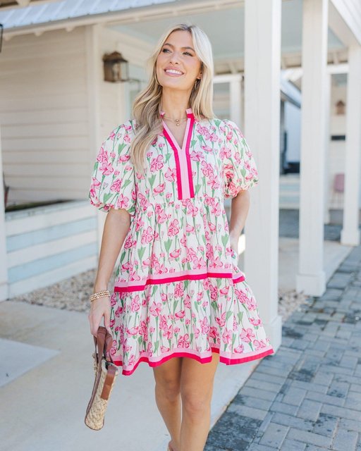 Romantic with a soft edge—wear it to date nights, bridal showers, or spring events. 🌸💘

>> The Sensitive Pink Floral Dress 

#shopthemint #boutique #onlineshopping #styledaily #getthelook #everydayfashion