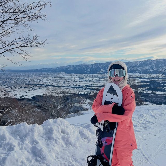 .
フユ!!ウィンターーー!!!🐻❄️❄️
.
#winter #snowboard #burton