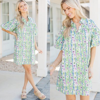 Fresh and flirty—great for family gatherings, afternoon weddings, or park picnics. 🌿🌸

>> Better Than You Know Green Floral Puff Sleeve Dress 

#shopthemint #boutique #onlineshopping #styledaily #getthelook #everydayfashion