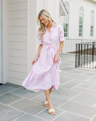 A flirty pink floral with the perfect flow! This midi dress brings feminine charm with a flattering fit for baby showers, brunches, or sunny afternoon strolls! 🌸💕

>> Fun To Flourish Pink Midi Dress

#shopthemint #boutique #onlineshopping #styledaily #getthelook #everydayfashion