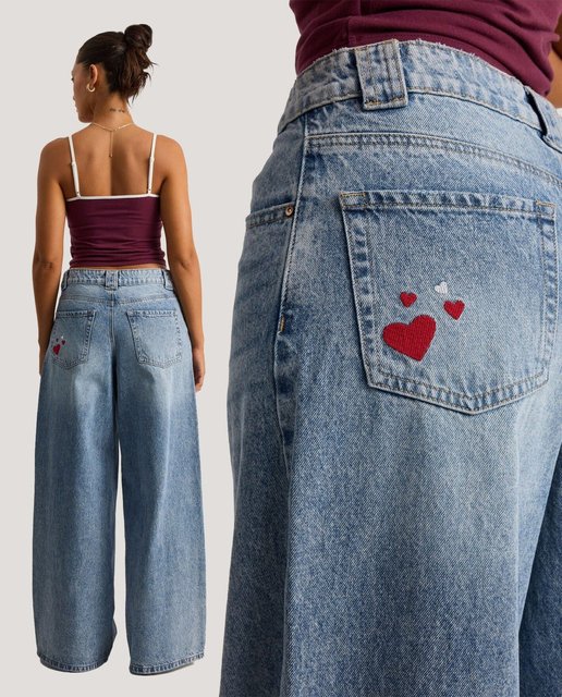 Swipe for a surprise 😳➡️
40% OFF DENIM. 2 days only.
#factorie