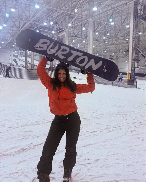 Just finished snowboarding for the first time ever—and I’m hooked!  Shout out to my parents for surprising me with private lessons for my birthday!!! 🥳 

#PreBirthday 🤘🏽🥳🤘🏽
