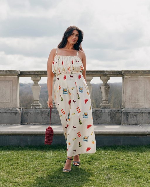 Summery silhouettes for your next sweet escape. 🍓