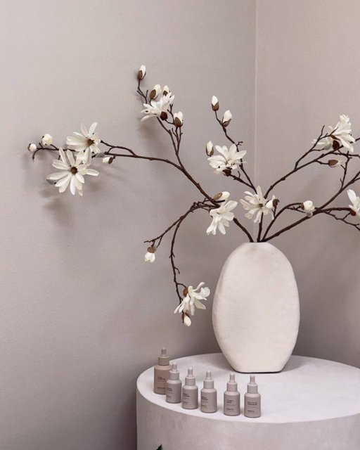 At the end of every project, we gift our clients a bespoke decorative piece—carefully crafted by our team to reflect the design story, the character of the space, and the journey we’ve shared 🤍

———

#imbuedesignstudio #interiordesign #architecture #retail #deco #interiorideas #interiordesign #cosmeticclinic #interiorphotography