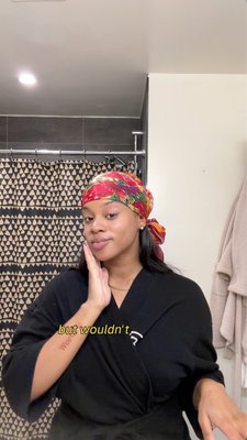 Pamper yourself with products that are clean + gentle on your skin. Hydrogel Cream is the perfect addition to your self-care routine. 🧡☁️ 

📹 | @kileroux