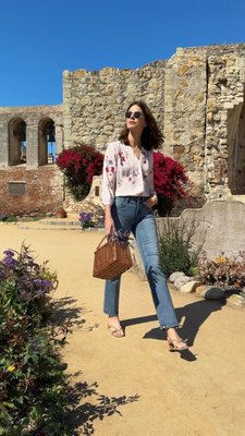 Happy travels! Wherever you roam this summer, see the sights in cool comfort and be seen in effortless style. Where are you headed this summer??
.
.
.
.
#nydj #perfectfit #fitiseverything #whattopack #summerstyle #summerdenim #summerinspo #travelinspo #bts #onset