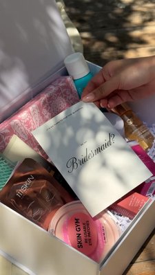 Don’t waste your time putting together bridesmaid proposals yourself - our Will You Be My Bridesmaid? Set is perfectly curated to pop the question 💐 Featuring 14 products total including viral faves like the  @summerfridays Dream Lip Oil and @briogeo’s Style + Treat Hair Stick, this box is filled with goodies every future bridesmaid will love 💖 A $347 value for only $95 👏 Available to shop now at the link in bio