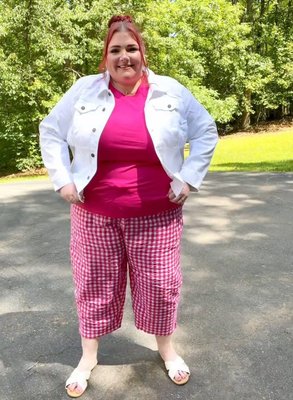 🌸✨ @sweetkaytea is absolutely rocking her pretty in pink looks! 💖 These summer staples are the perfect blend of style and versatility, making it a breeze to mix and match for endless joyful outfits! 😍 Bring on the sunshine and smiles! #WomanWithin #PrettyInPink #SummerStyle