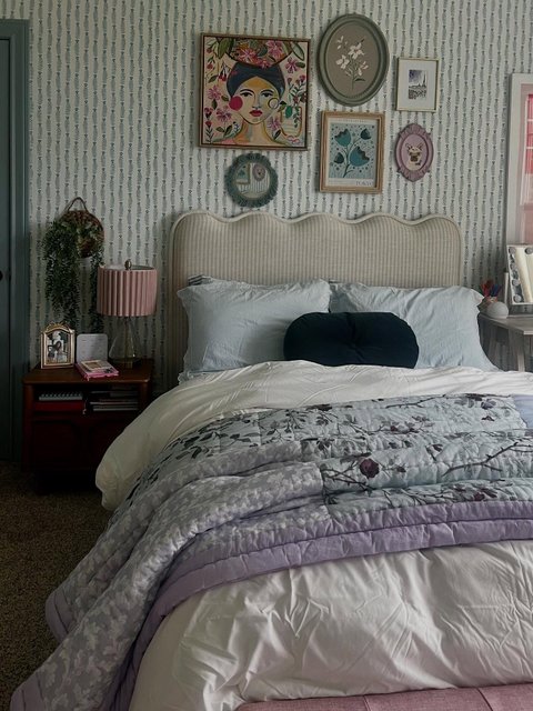 Waveland Ivory and Natural Stripe Upholstered Kids Twin Bed