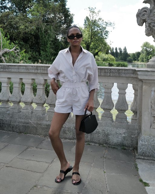 Stripes for summer? Yes please. 🤍

@fabianacristinx looks effortlessly chic in our Rhodes Poplin Set in Porcelain Cream.