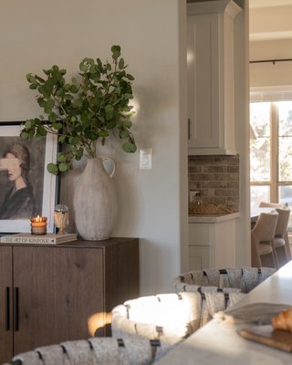 Antiguo White Terracotta Vase 8" - image 13 of 14