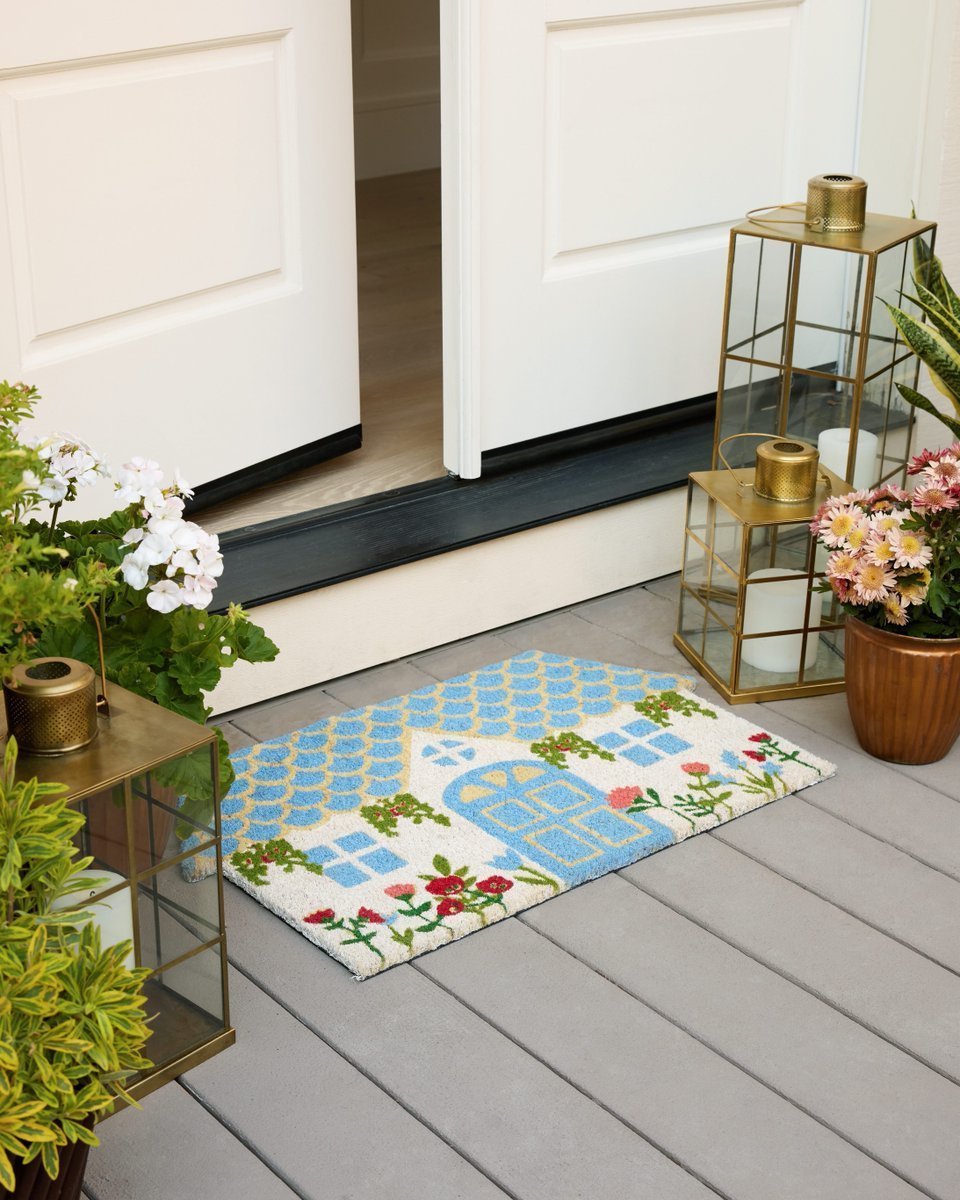 Red Strawberry Shaped Hand Hooked Indoor Outdoor Rug - World Market