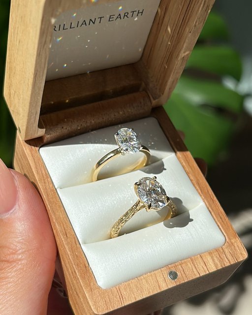 Are you picking the Elsie, a ring with vintage vibes and intricate details, or do you prefer the Comfort Fit, a classic design with a smooth interior?

Which engagement ring are you choosing?