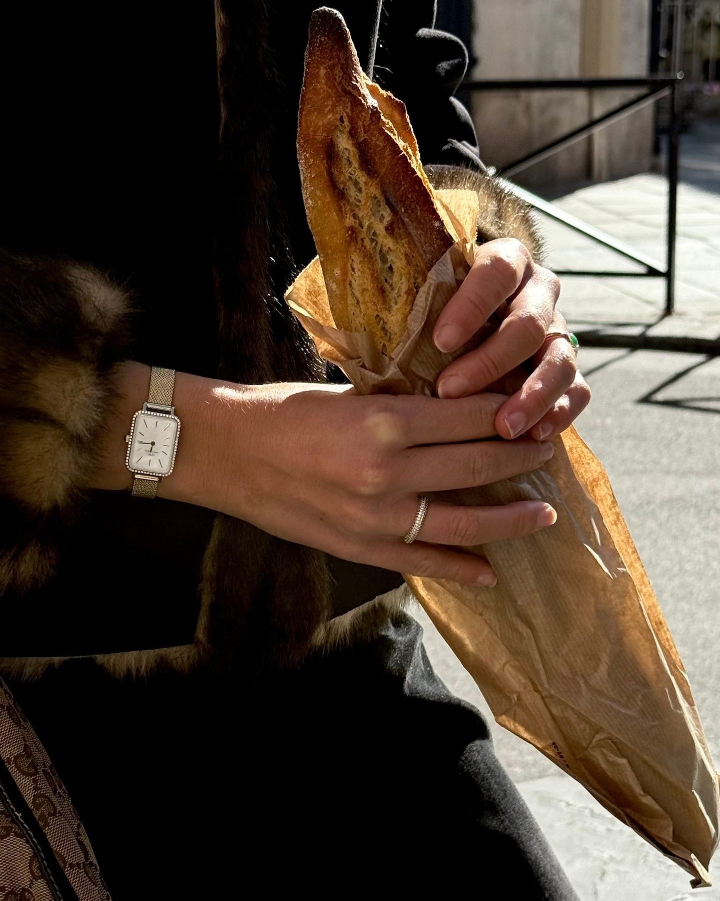 Daniel Wellington - Watches & Jewelry Online Store