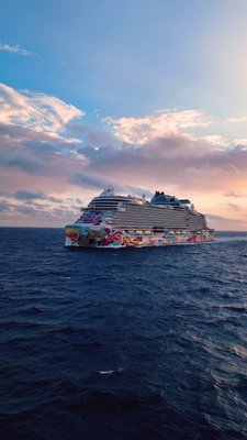 Say hello to Norwegian Aqua 👋 MORE onboard experiences, MORE new memories to last a lifetime 💙

What are you trying first? #CruiseNorwegian