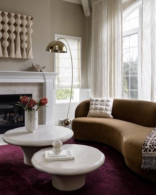 Pompeo 39" Round Ivory Cast Resin Indoor/Outdoor Coffee Table Large - image 15 of 17