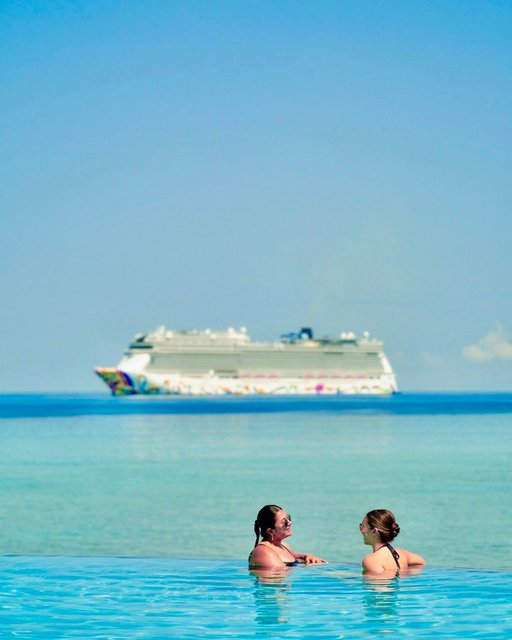 This and yap >

Tag your travel buddy below to start planning your Caribbean escape 👇 #CruiseNorwegian

📍: Great Stirrup Cay