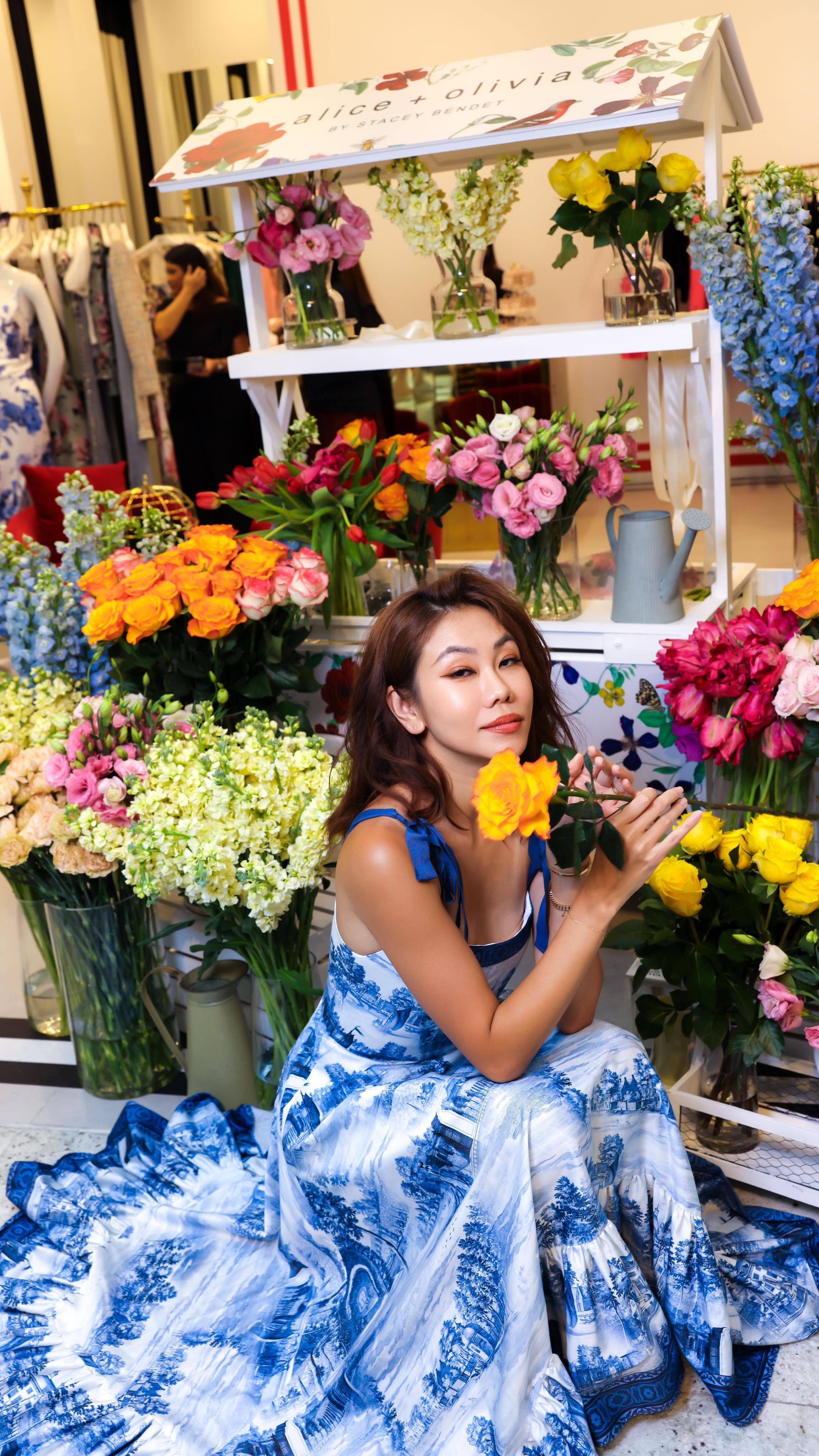 【Alice+Olivia】アリスアンドオリビア ROSALEE マキシドレス Rosalee Maxi Dress In Chateau | Alice + Olivia