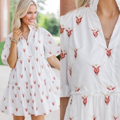Soft, sweet, and full of team spirit 🤍 This cream babydoll dress is perfect for showing up and standing out on game day—shop your mascot today!

>> Feeling Your Best Cream Longhorn Babydoll Dress

#shopthemint #boutique #onlineshopping #styledaily #getthelook #everydayfashion #gameday #gamedayoutfit #SEC #fridaynightlights