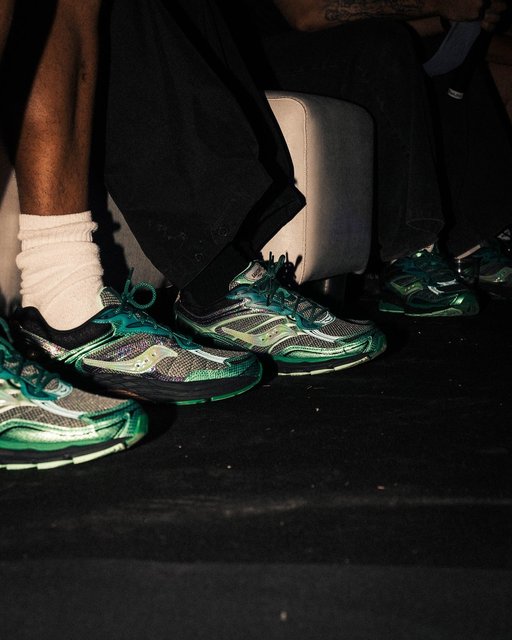 About last night in Taranto, Italy — AnimaGlowa masseria takeover with @sneakers76 for the launch of the ProGrid Omni 9 Glowaconstrictor.