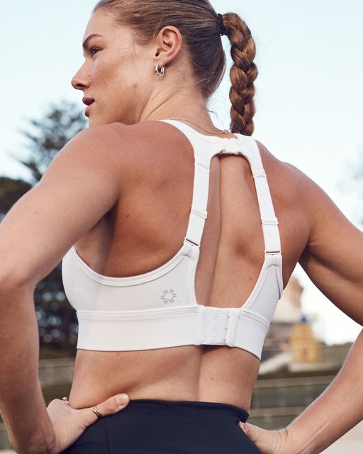 Built from the Base up 💜
Your favourite Rockwear Base—now 25% OFF.
Engineered for performance, made for you.

#rockwear #HerSportHerStrength #WePlayStrong