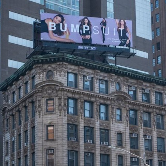 A few billboards of the past 😍…do YOU want to be on our next one? There are only 2 DAYS left to enter the #BUMPSUITBILLBOARDCHALLENGE
Here’s how to enter:
•Post a photo wearing Bumpsuit on IG or TikTok
•Use #BUMPSUITBILLBOARDCHALLENGE and tag us @bumpsuit
•Download the @tyb.xyz app and upload your photo
Submit before: August 20 (T&C link in bio)
#bumpsuit #billboard #maternityphotoshoot #momtobe #pregnant #tyb