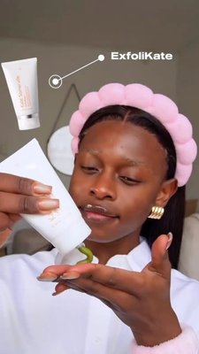 Seasonal reset with @khayamhleli 🍂🫧

ExfoliKate Cleanser Daily Foaming Wash for a pore detox, ExfoliKate Intensive for that 2-minute facial glow, and ExfoliKate Glow Moisturizer to lock it all in. 

Smooth, radiant skin no matter the season✨