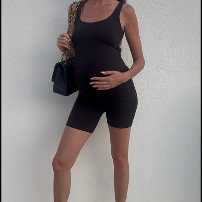 Black is always in season 🖤 …and so are our best sellers. Coincidence? We think not. 😉
#bumpstyle #bestsellers #chic